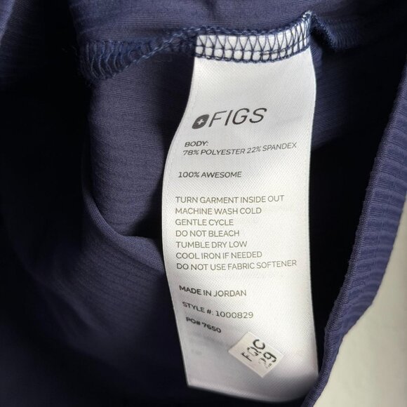 Figs Ribbed Longsleeve Underscrub in Navy, Size XXS - Picture 9 of 10